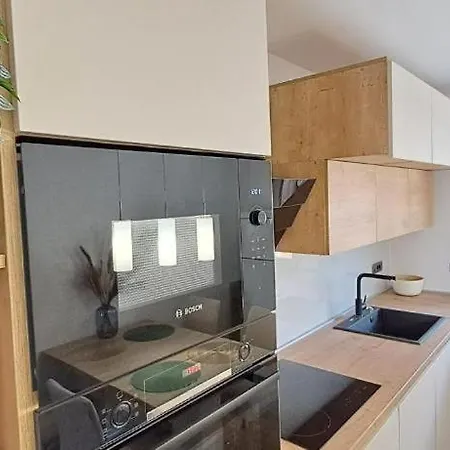 Kali- Garage Parking Place Apartment Crikvenica